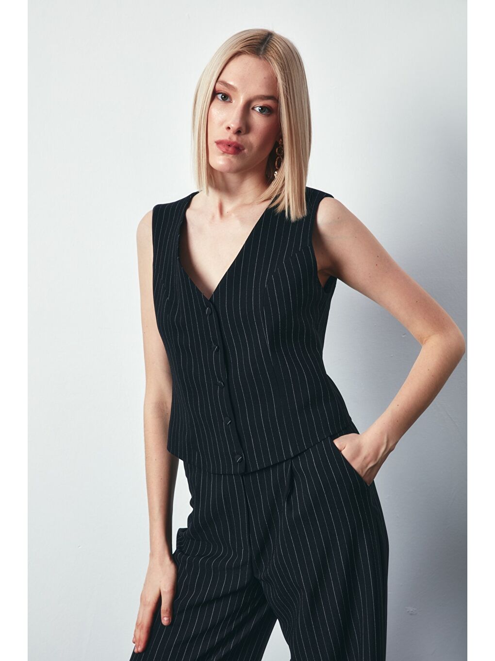 Düğmeli Yelek - Siyah-1