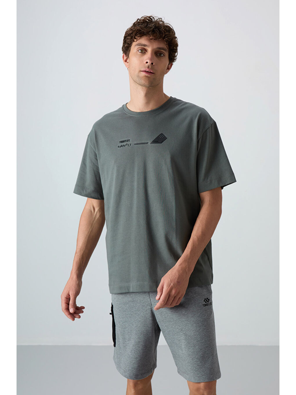 Haki Pamuklu Kalın Yumuşak Dokulu Oversize Fit Baskılı Erkek Tişört - 88330