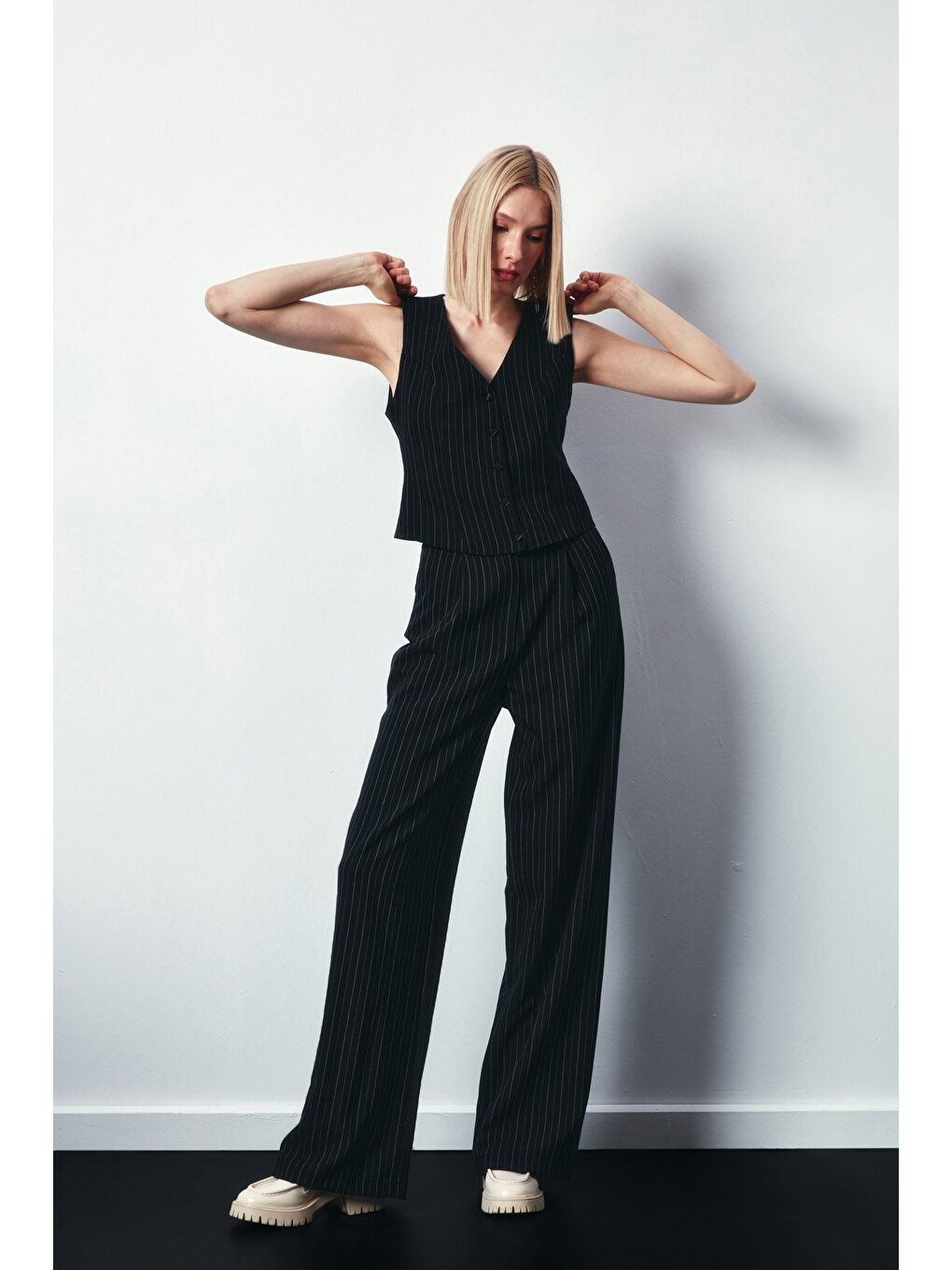 Düğmeli Yelek - Siyah-2