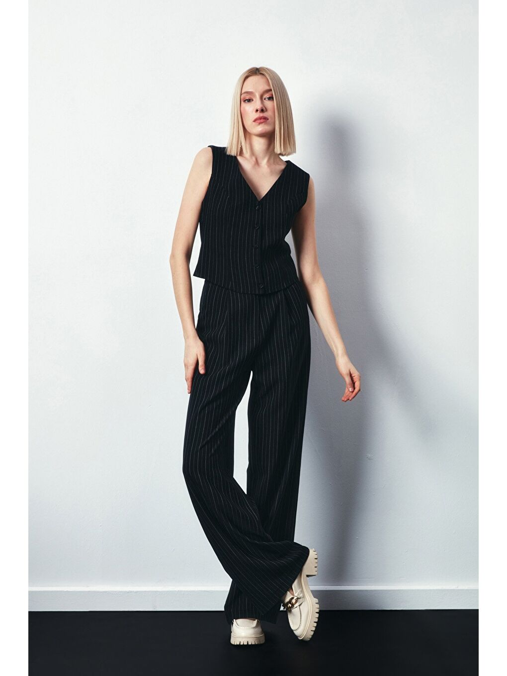 Düğmeli Yelek - Siyah-3