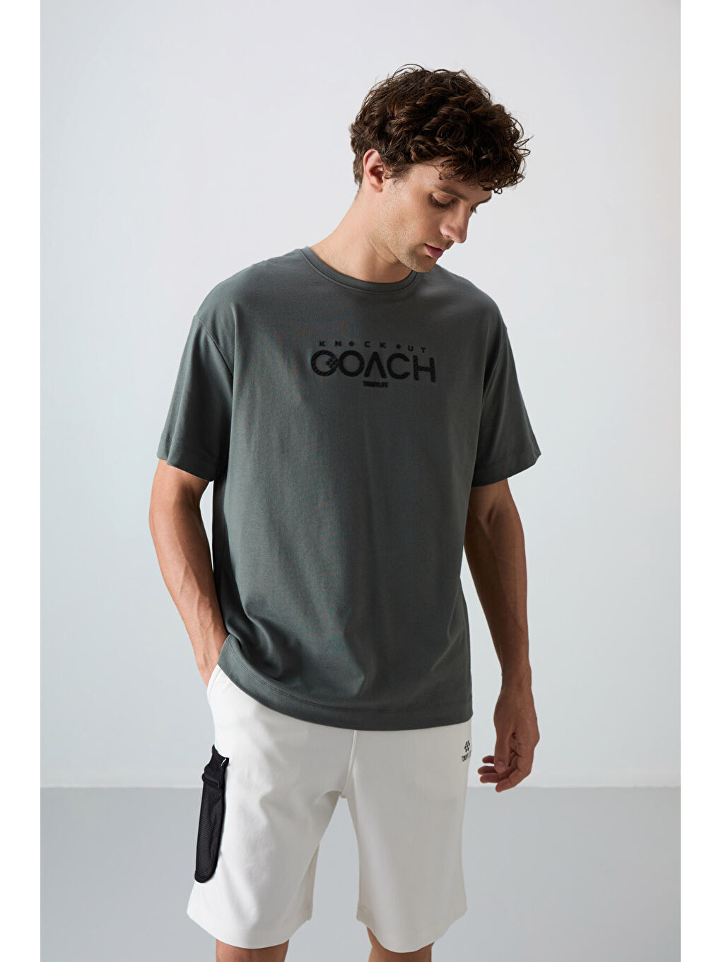 Haki Pamuklu Kalın Yumuşak Dokulu Oversize Fit Baskılı Erkek Tişört - 88329-3