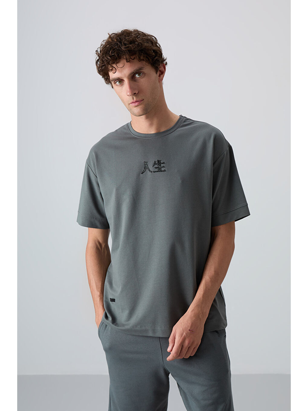 Haki Pamuklu Kalın Yumuşak Dokulu Oversize Fit Baskılı Erkek Tişört - 88342