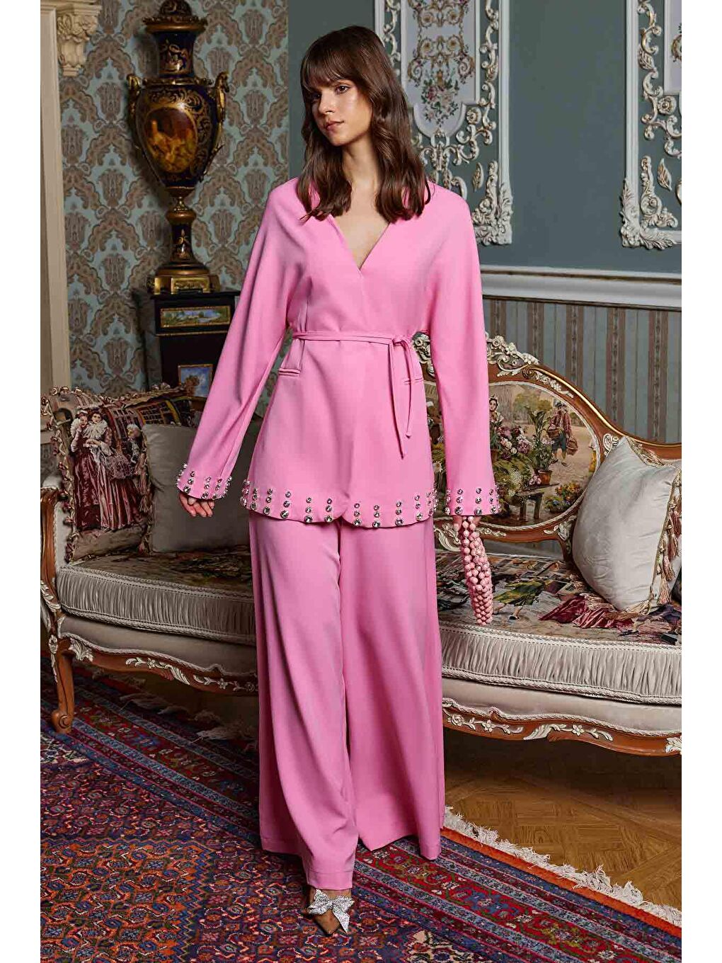 Parlak Taş İşlemeli Pembe Ceket-1