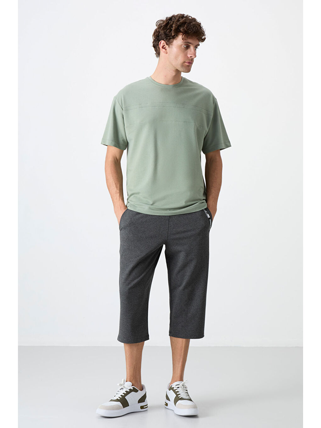 Antrasit Melanj Ön Cep Detaylı Standart Kalıp Klasik Paça Erkek Kapri - 83092-1