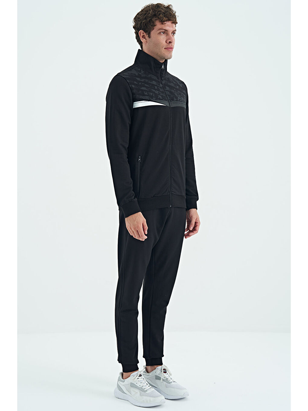 Harry Siyah Dik Yaka Standart Kalıp Erkek Eşofman Takım - 85197-3