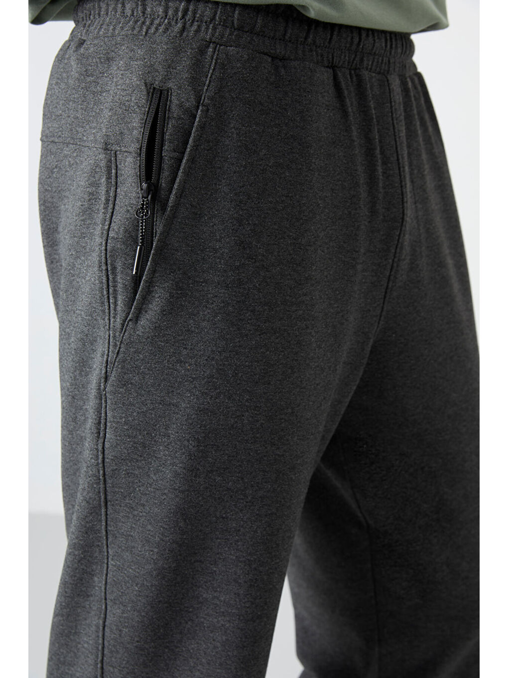 Antrasit Melanj Ön Cep Detaylı Standart Kalıp Klasik Paça Erkek Kapri - 83092-3