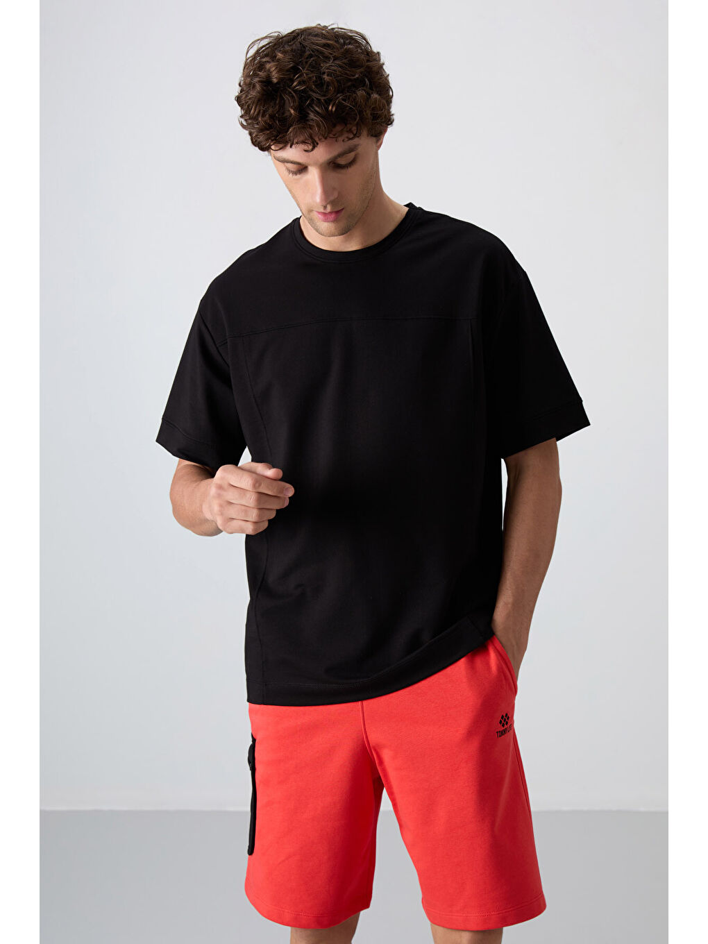 Siyah Pamuklu Kalın Yumuşak Dokulu Oversize Fit Basic Erkek Tişört - 88349-4