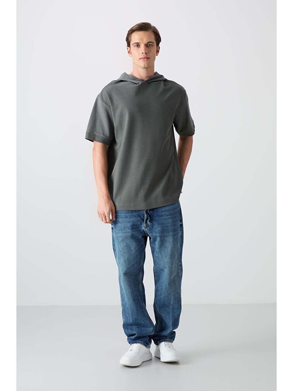 Haki Pamuklu Kalın Yüzeyi Dokulu Oversize Fit Basic Erkek Tişört - 88335-1