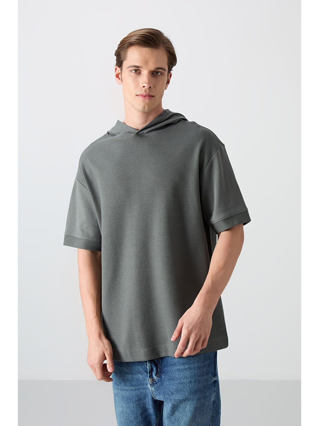 Haki Pamuklu Kalın Yüzeyi Dokulu Oversize Fit Basic Erkek Tişört - 88335-3