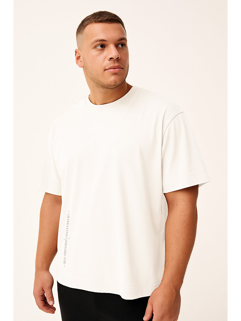 Beyaz Baskılı O Yaka Rahat Form Battal  Erkek Büyülk Beden Tişört - 88472-1