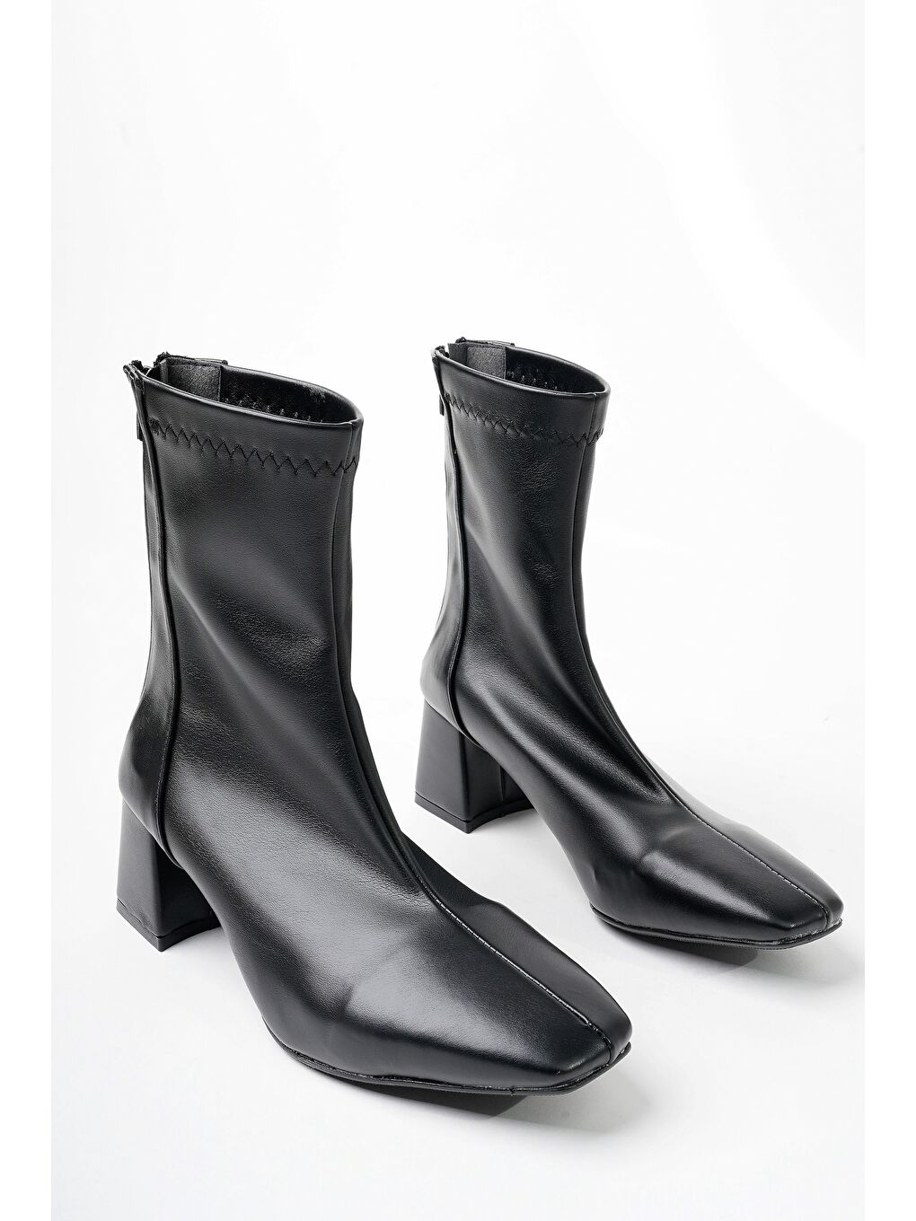 Siyah SASHA Küt Burun Arkadan Fermuarlı Kadın Topuklu Bot-4