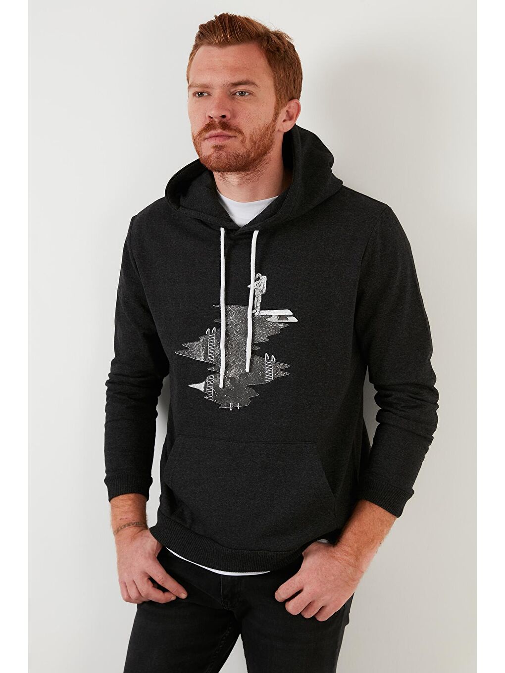 Gri Slim Fit Kapüşonlu Kanguru Cepli İçi Tüylü Şardonlu Sweat 568R704-1