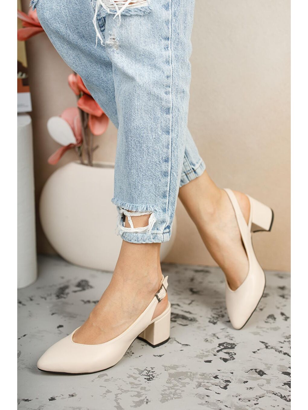 Ekru W0711 Kadın Arkası Açık Klasik Günlük Tarz Şık ve Rahat Topuklu Ayakkabı-3