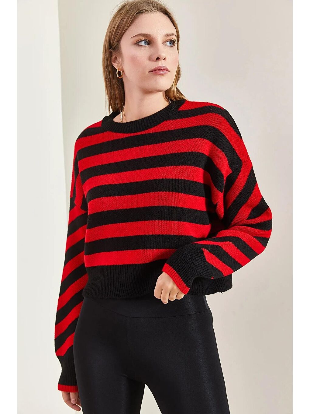 Siyah Kadın Çizgili Triko Kazak-1