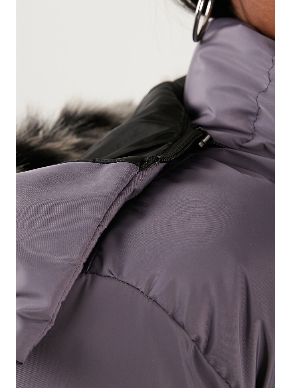 Lila Yakası Suni Kürklü Çıkarılabilir Kapüşonlu Cepli Şişme Kadın Mont 5761645-5