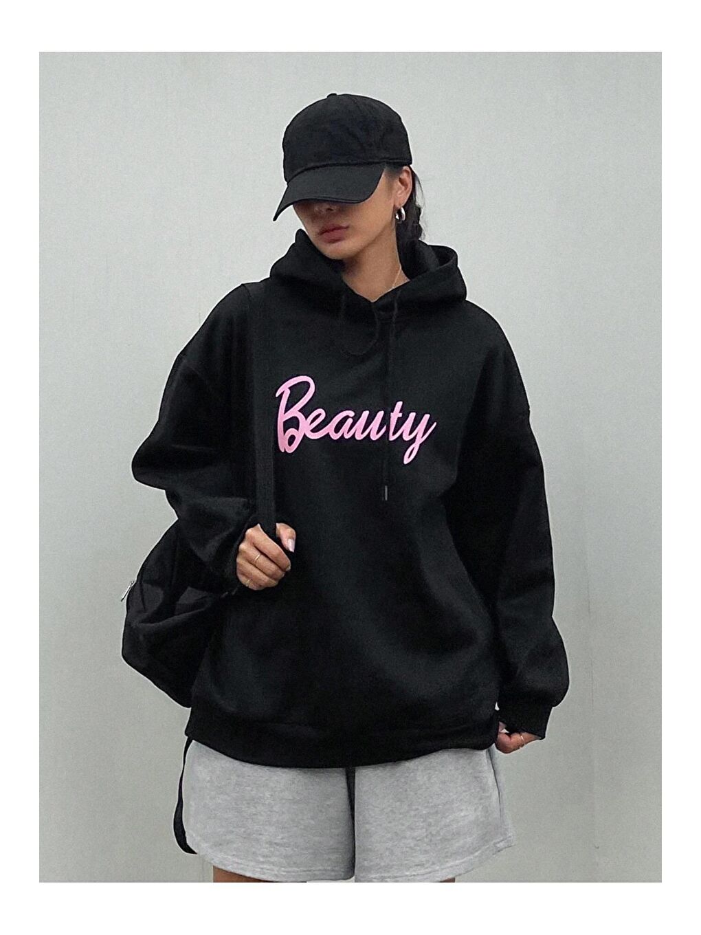 Trendseninle Siyah Kadın SİYAH Beauty Baskılı Kapüşonlu Sweatshirt - 1