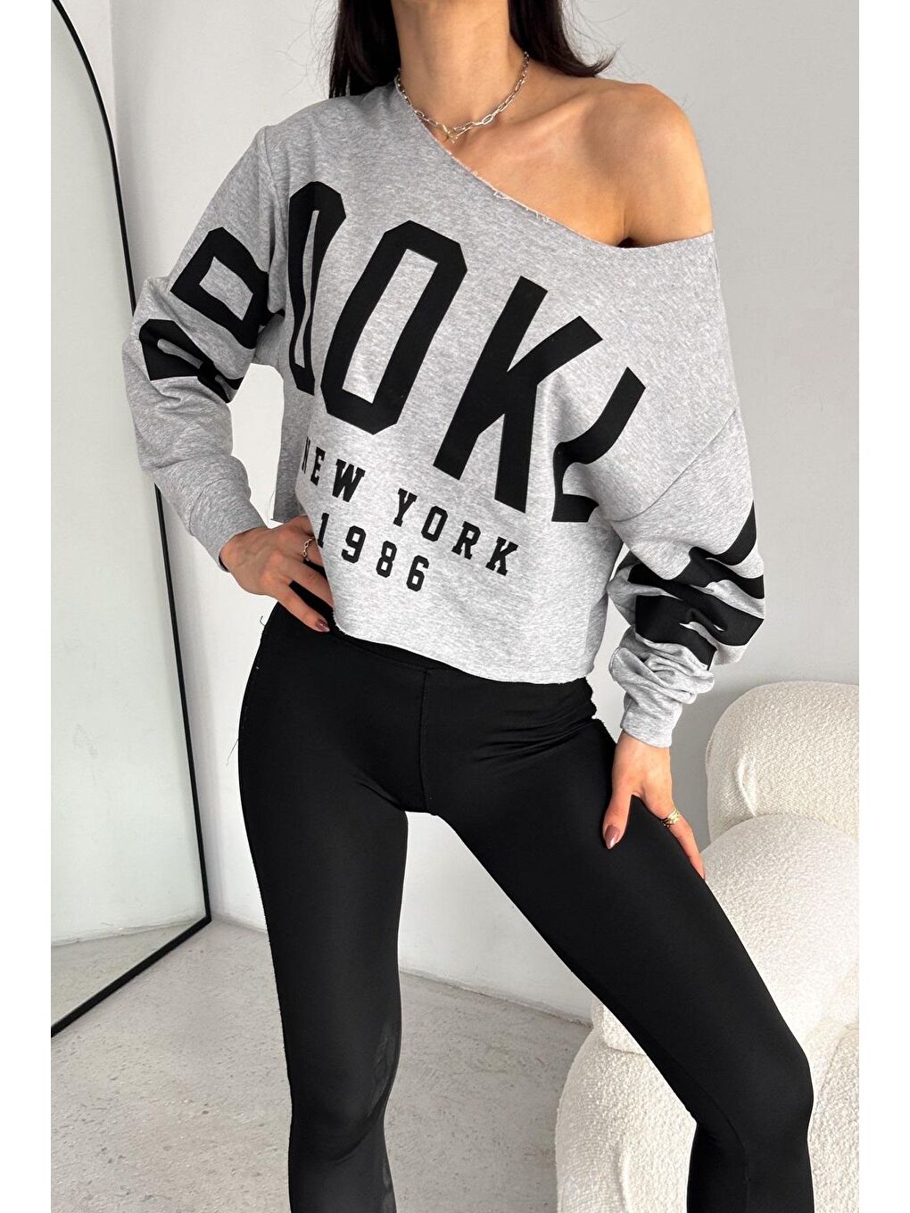 Gri Kadın Sweatshirt Crop-Geniş Yaka 2 İplik  108KDN