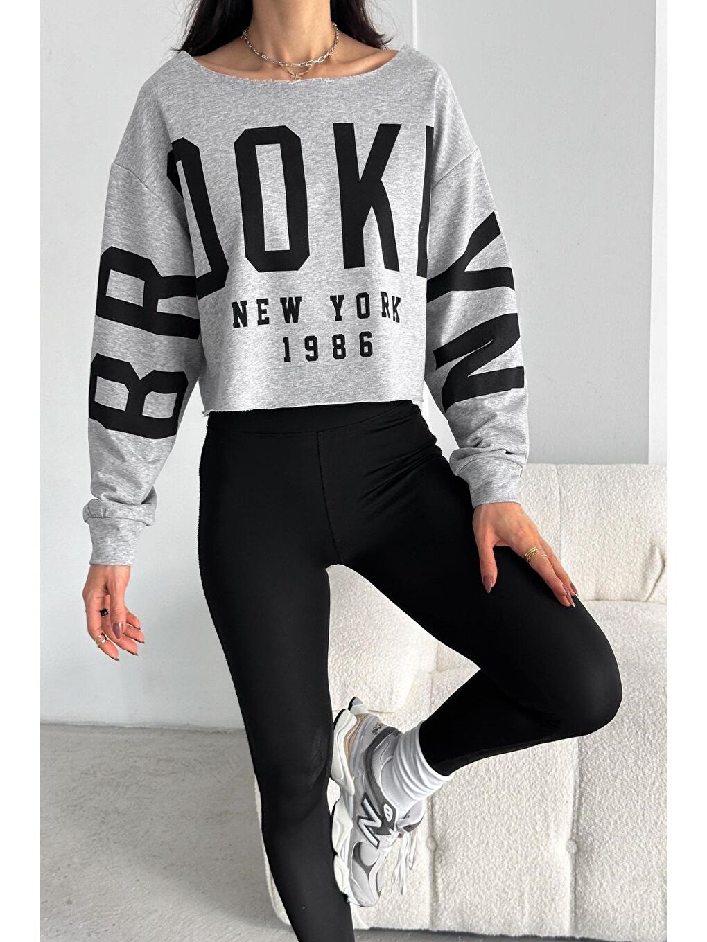 Gri Kadın Sweatshirt Crop-Geniş Yaka 2 İplik  108KDN-1