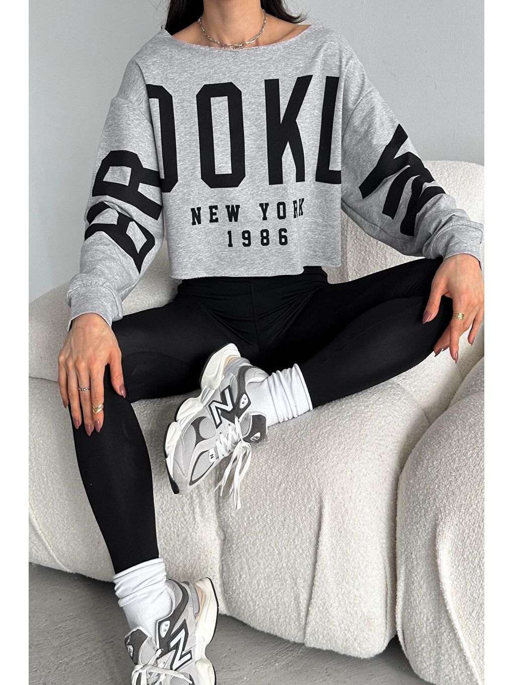 Gri Kadın Sweatshirt Crop-Geniş Yaka 2 İplik  108KDN-2