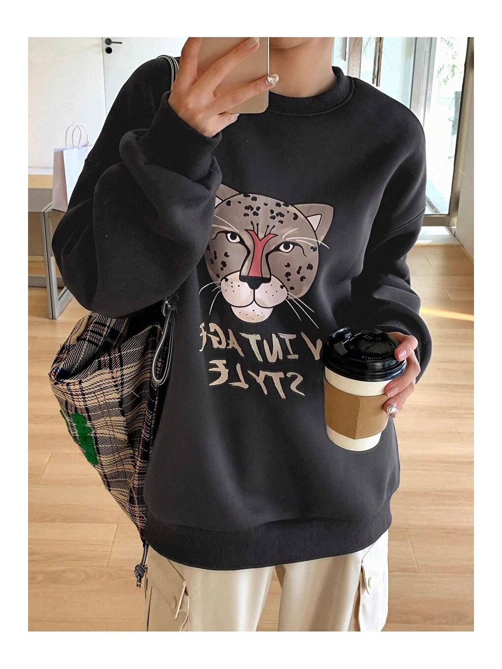 Trendseninle Gri Kadın GRİ Vintage Style Baskılı Bisiklet Yaka Sweatshirt