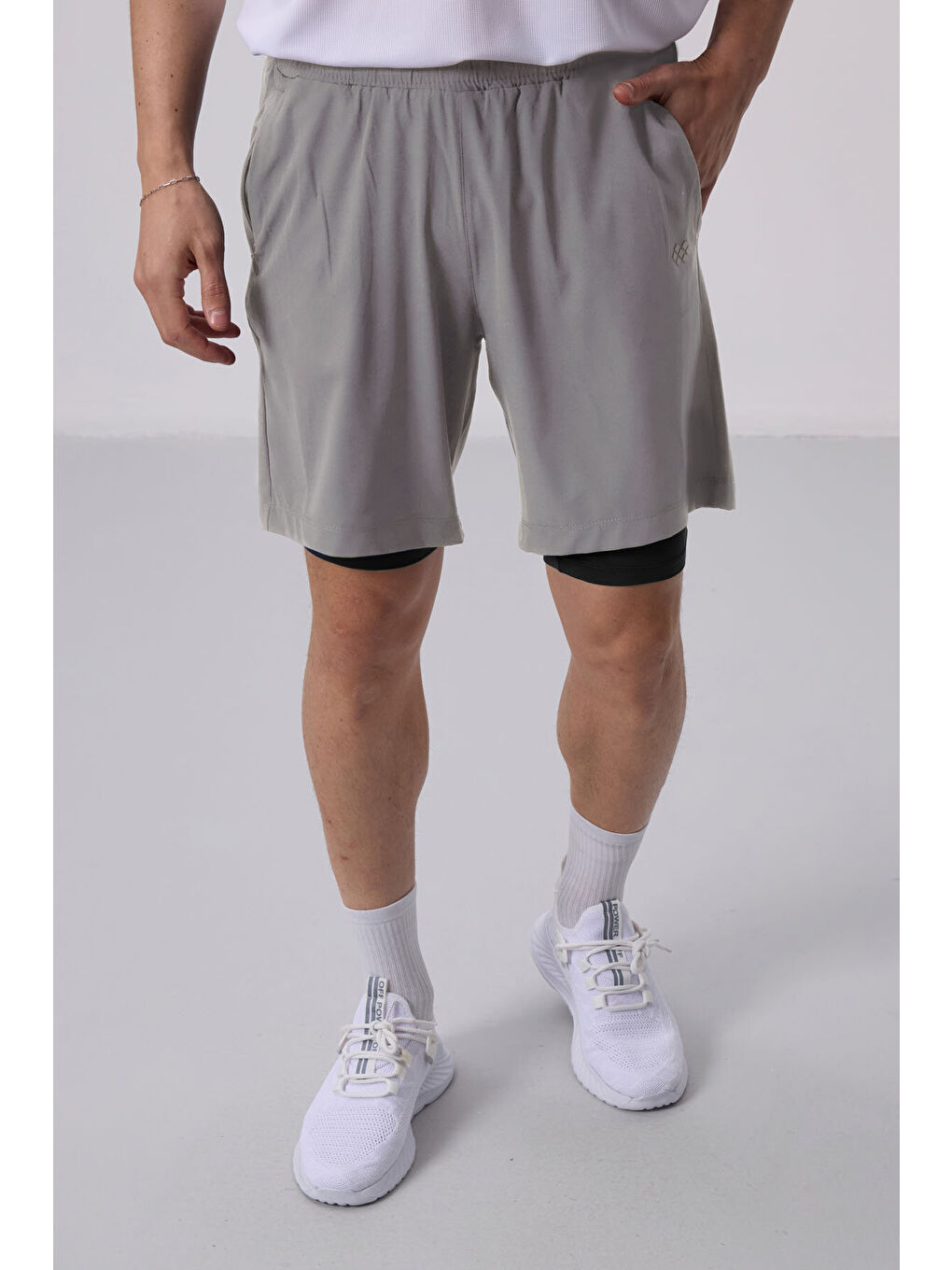 Bej Taş İnce Yumuşak Standart Fit Erkek Taytlı Şort - 81287-2