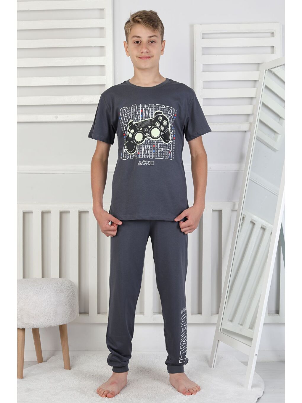 Antrasit Gamer Console Desenli Kısa Kollu Erkek Çocuk Pijama Takımı