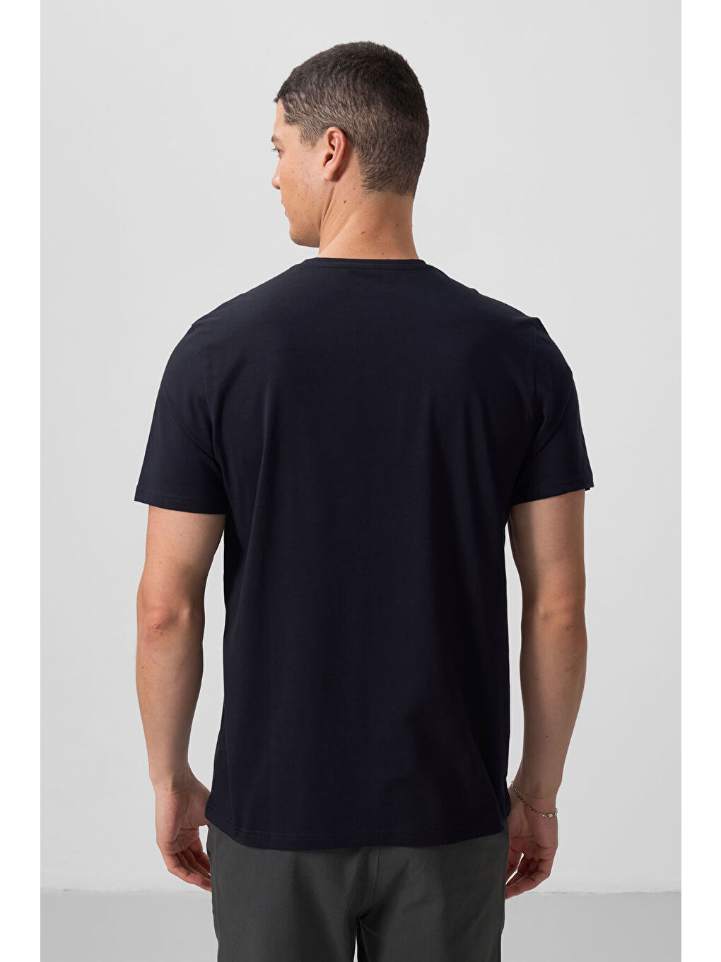 Standart Fit Basic V Yaka  3lü Paket Lacivert Erkek T-Shirt  87912-4