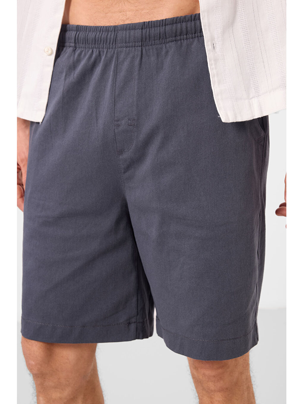 Gri Standart Fit Dokuma Hafif Esnek Chino Erkek Şort - 81293-2