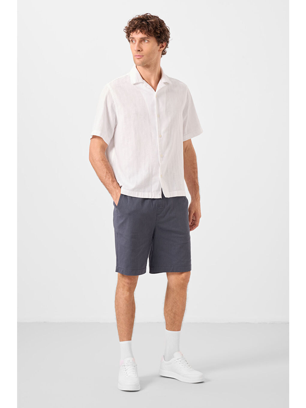 Gri Standart Fit Dokuma Hafif Esnek Chino Erkek Şort - 81293-3