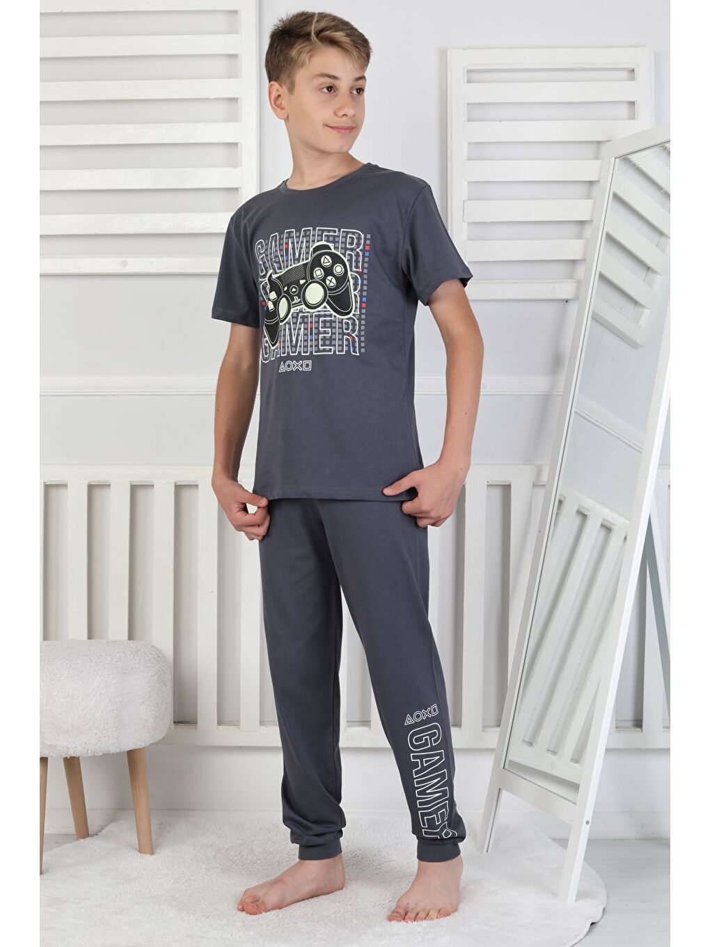 Antrasit Gamer Console Desenli Kısa Kollu Erkek Çocuk Pijama Takımı-2