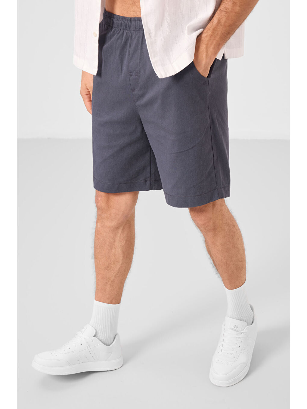 Gri Standart Fit Dokuma Hafif Esnek Chino Erkek Şort - 81293-4