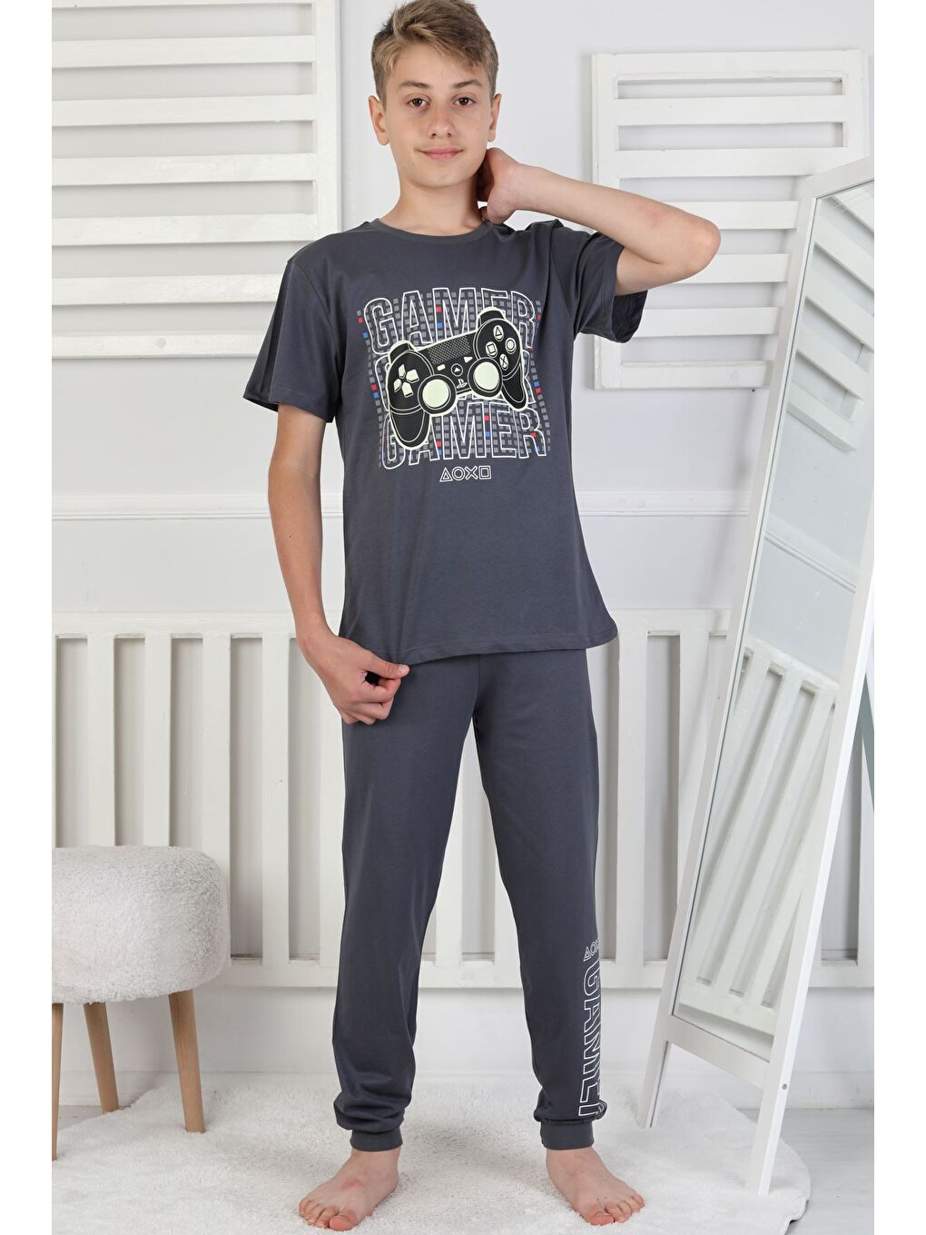 Antrasit Gamer Console Desenli Kısa Kollu Erkek Çocuk Pijama Takımı-3