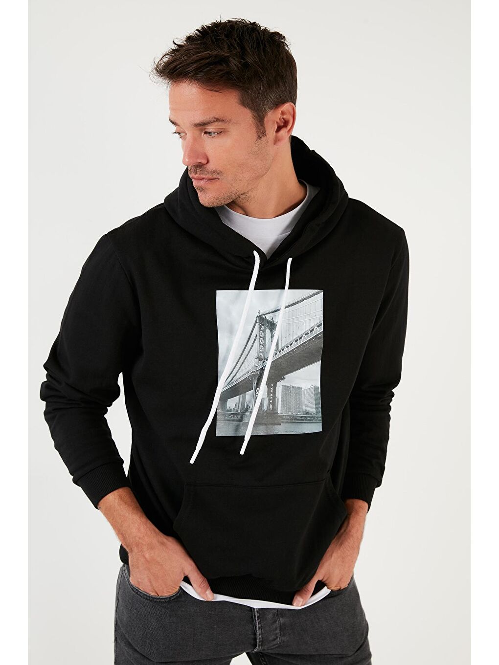 Siyah Slim Fit Kapüşonlu Kanguru Cepli İçi Tüylü Şardonlu Sweat 568R702-3