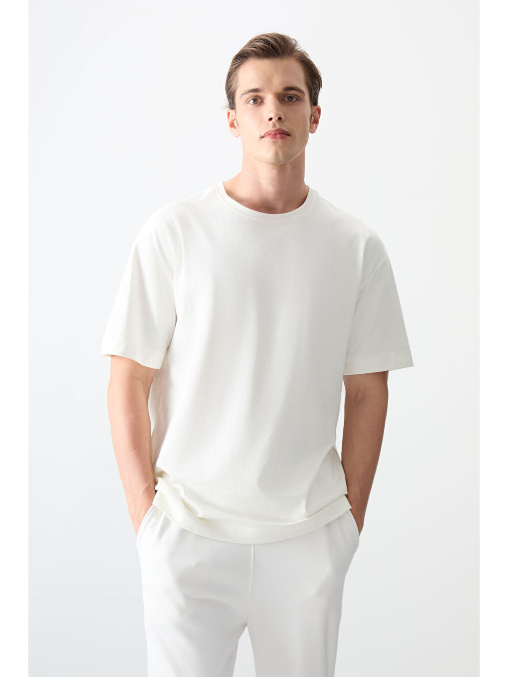 Ekru %100 Pamuk Kalın Yumuşak Dokulu Oversize Fit Basic Erkek Tişört - 88353-3