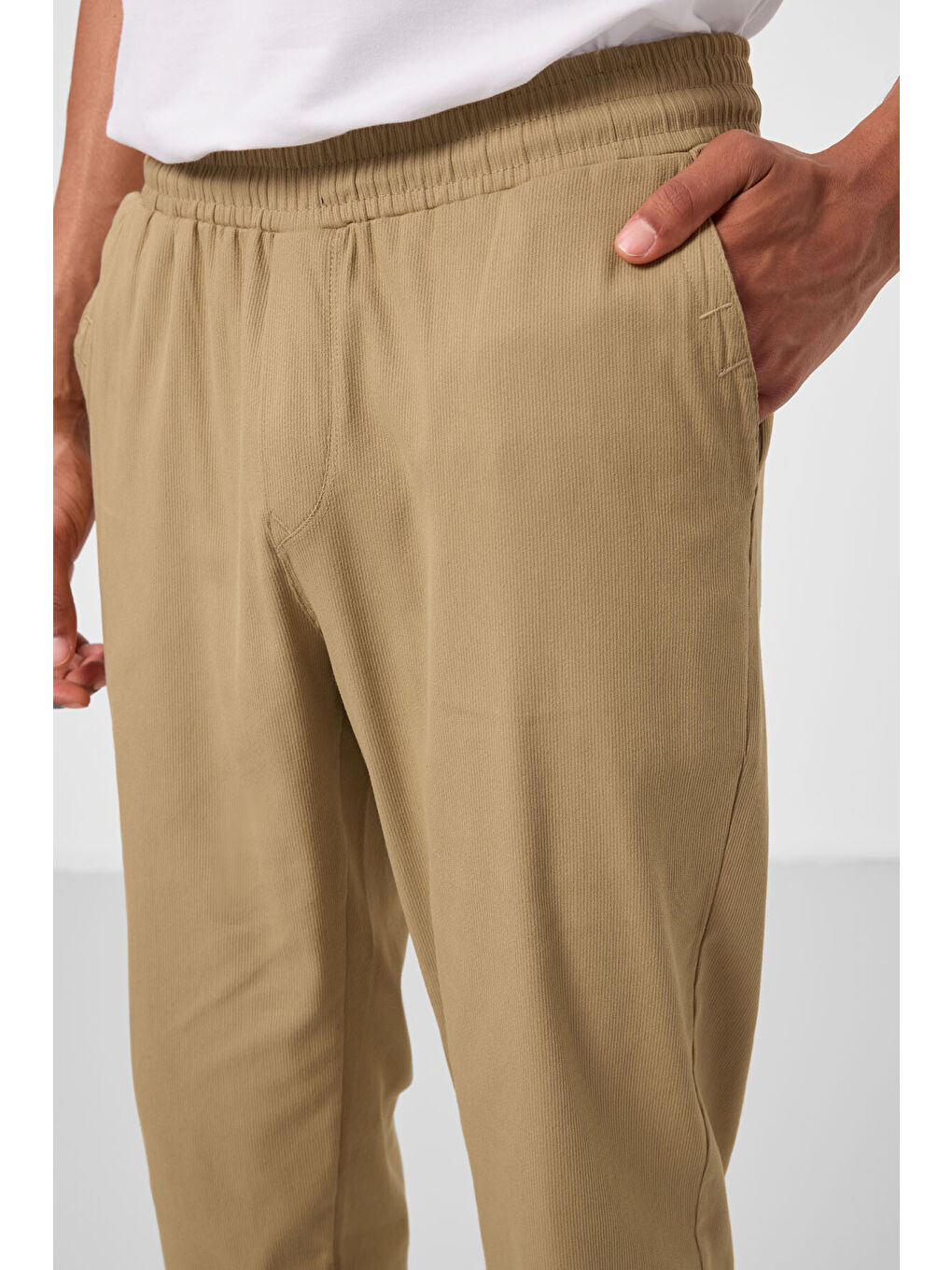 Koyu Bej Standart Fit Dokuma Hafif Esnek Chino  Erkek Pantolon - 82176-2