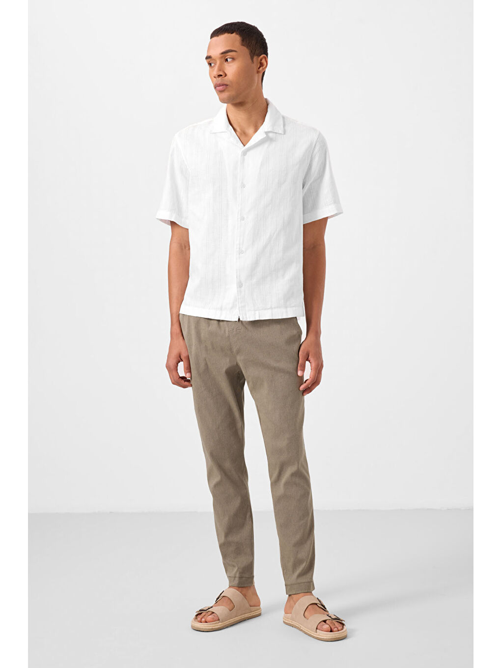 Kahverengi Camel Standart Fit Dokuma Hafif Esnek Chino  Erkek Pantolon - 82180-2