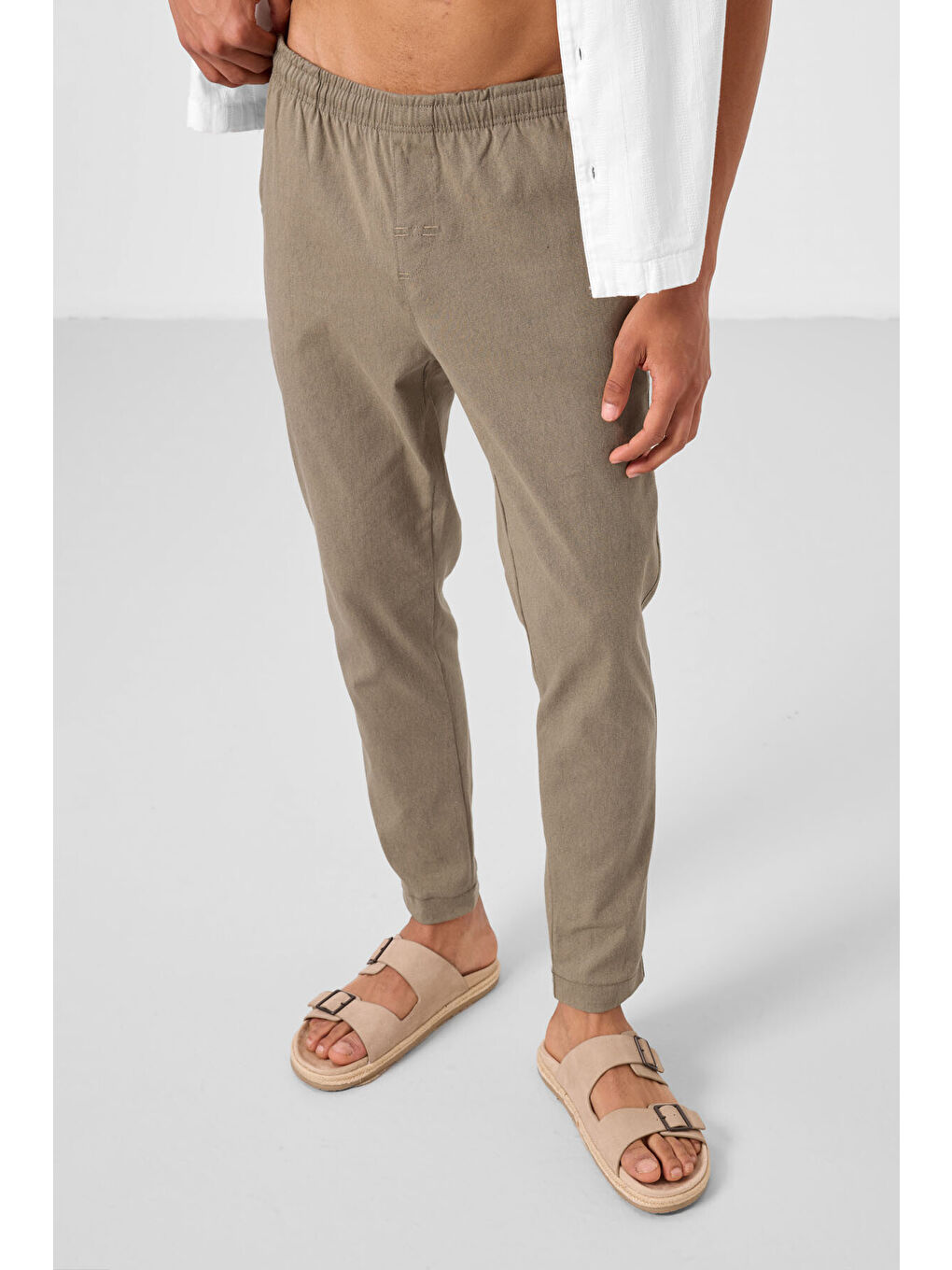 Kahverengi Camel Standart Fit Dokuma Hafif Esnek Chino  Erkek Pantolon - 82180-4