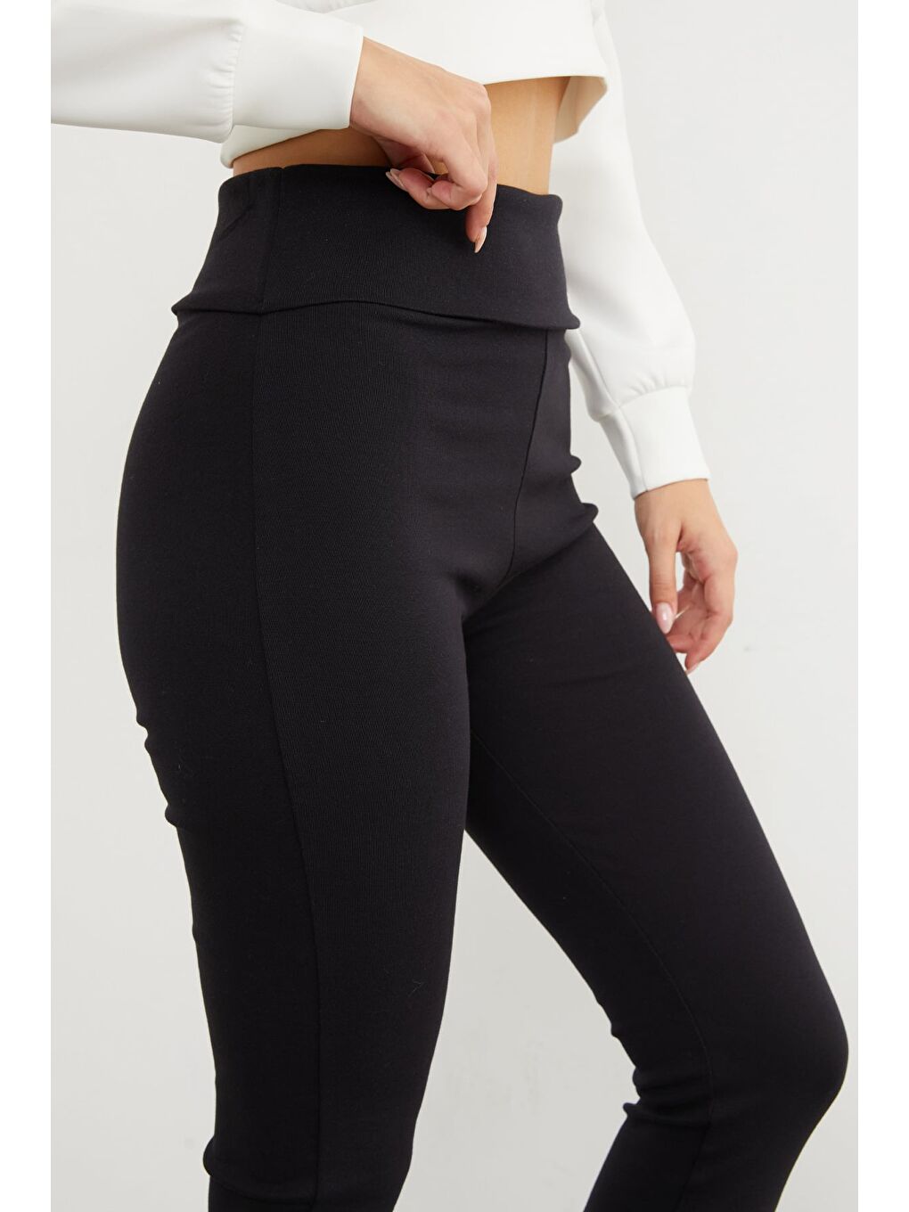 Siyah Beli Katlamalı Flare Tayt Pantolon-4