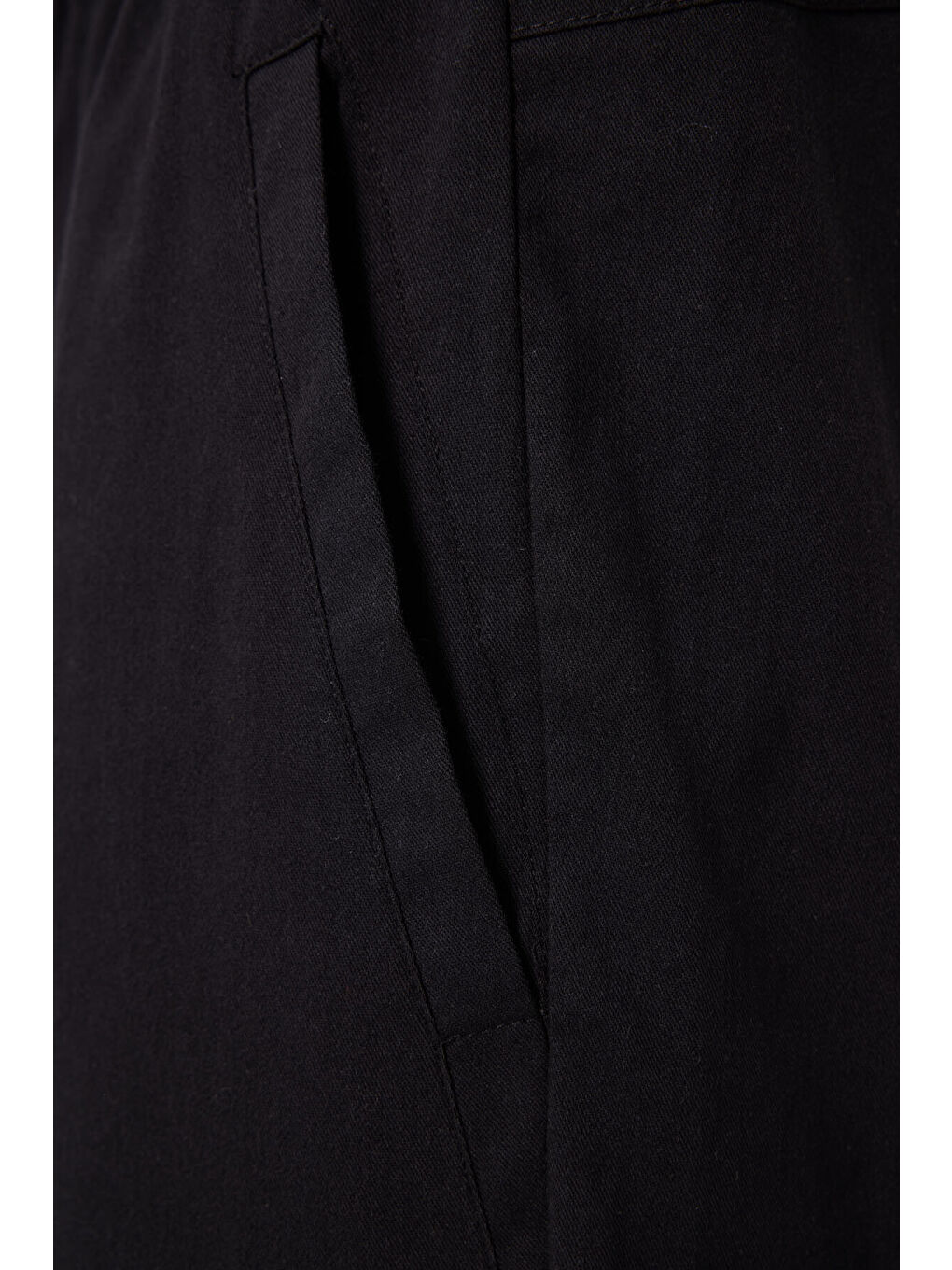 Siyah Standart Fit Dokuma Hafif Esnek Chino Erkek Şort - 81292-2