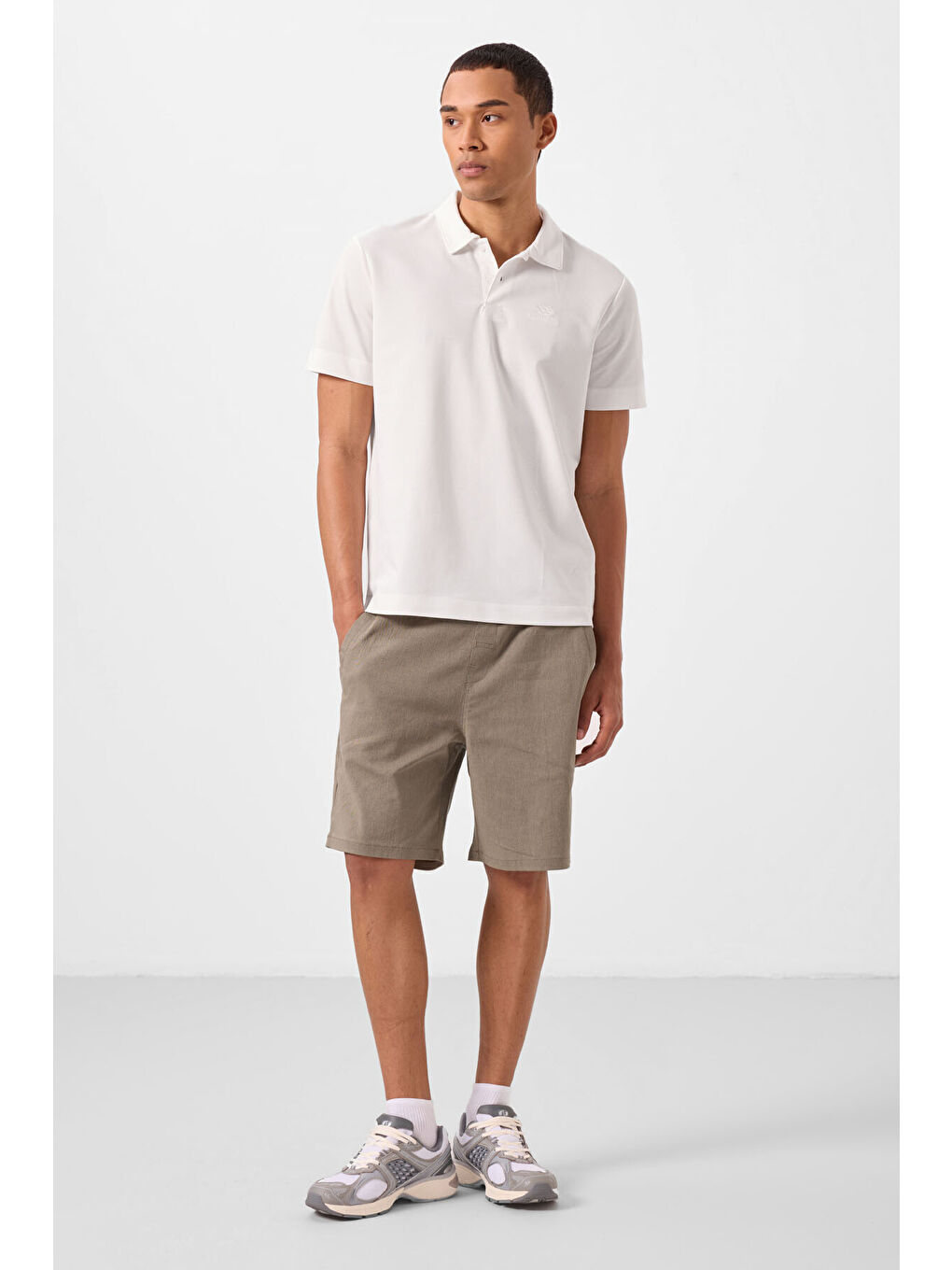 Kahverengi Camel Standart Fit Dokuma Hafif Esnek Chino Erkek Şort - 81292-4