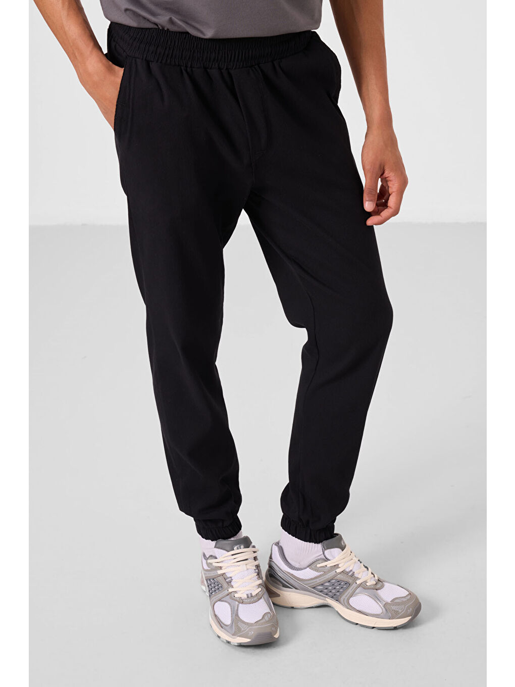 Siyah Standart Fit Dokuma Hafif Esnek Chino  Erkek Pantolon - 82176-1