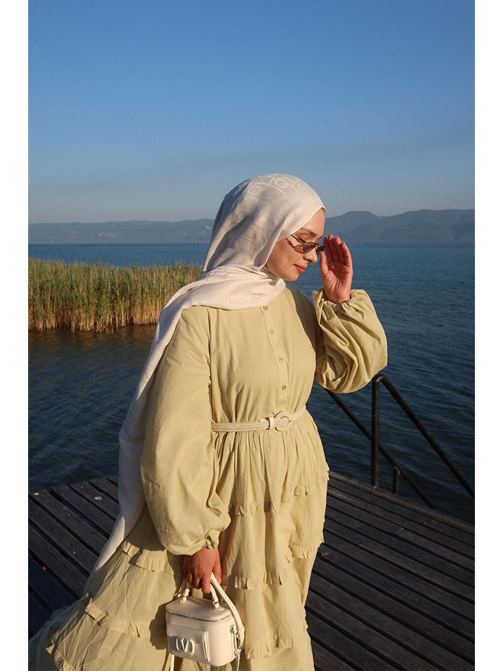 İpek Jakar Monogram Şal Ekru-4