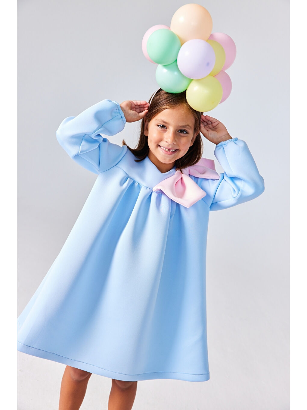 Mavi Omzu Fiyonk Detaylı Kız Çocuk Elbise - Leah-1