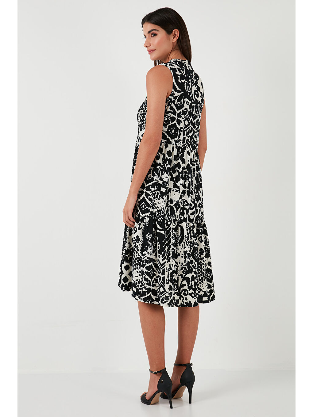 Siyah Desenli Regular Fit Kolsuz Elbise 5865731-5