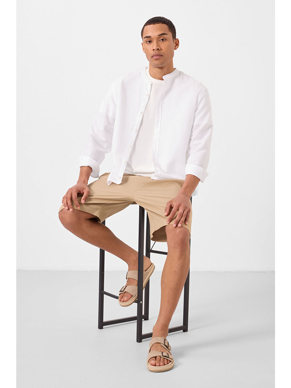 Koyu Bej Standart Fit Dokuma Hafif Esnek Chino Erkek Şort - 81289