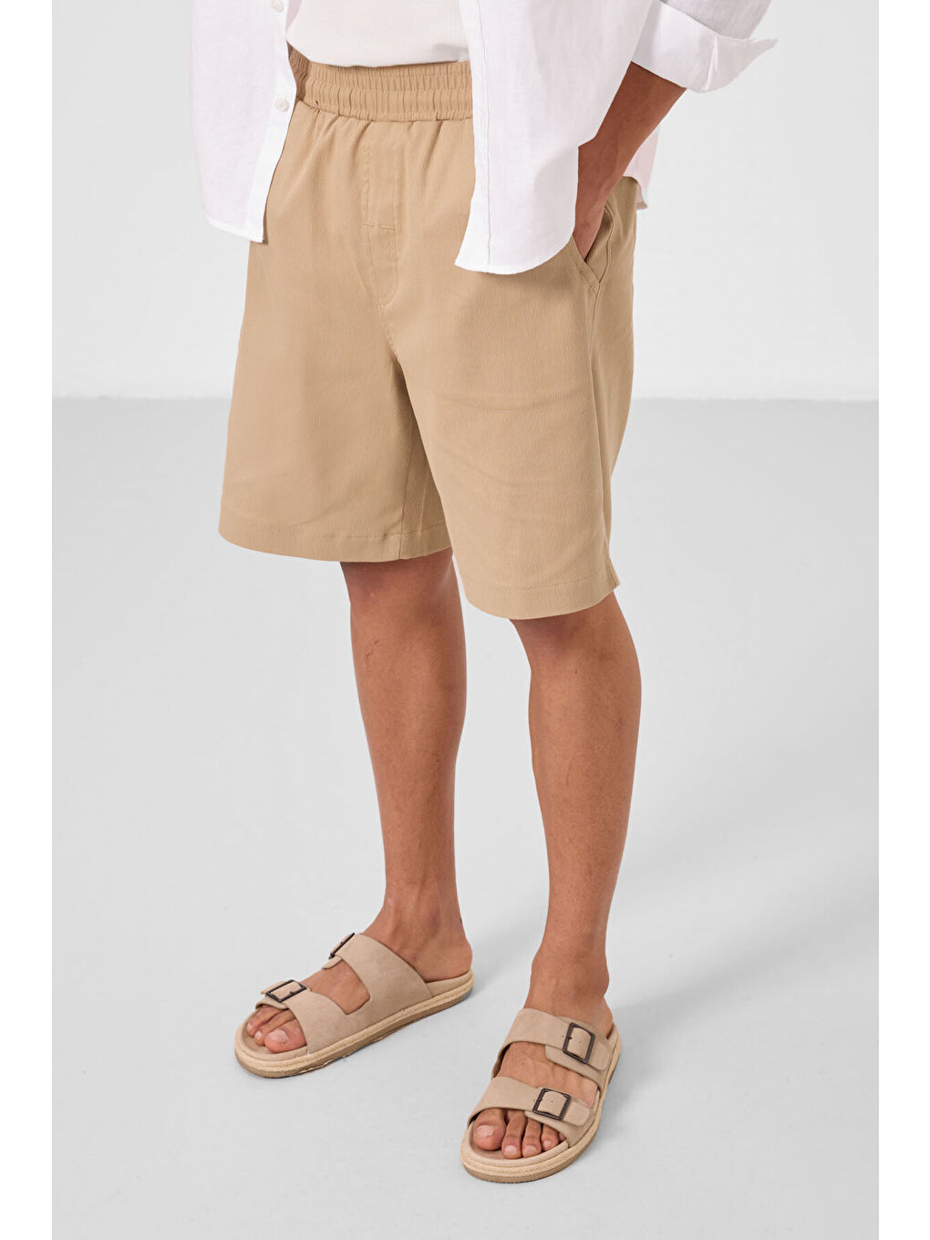 Koyu Bej Standart Fit Dokuma Hafif Esnek Chino Erkek Şort - 81289-4