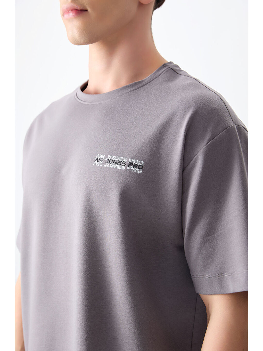 Koyu Gri Pamuklu Kalın Yumuşak Dokulu Oversize Fit Baskılı Erkek Tişört - 88375-2