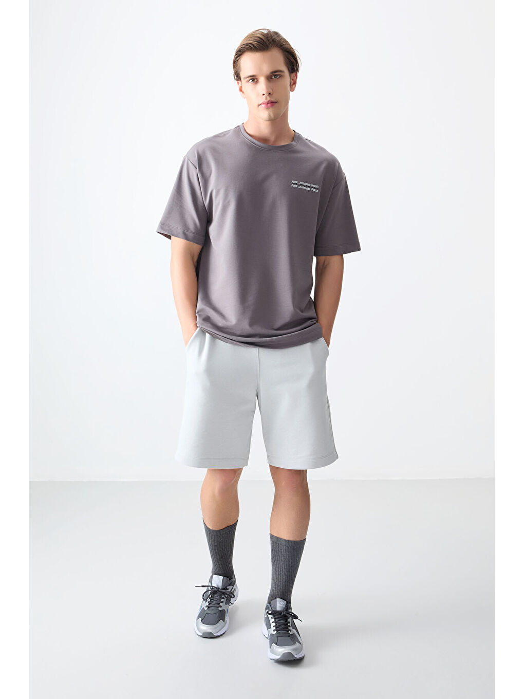 Koyu Gri Pamuklu Kalın Yumuşak Dokulu Oversize Fit Baskılı Erkek Tişört - 88375-3