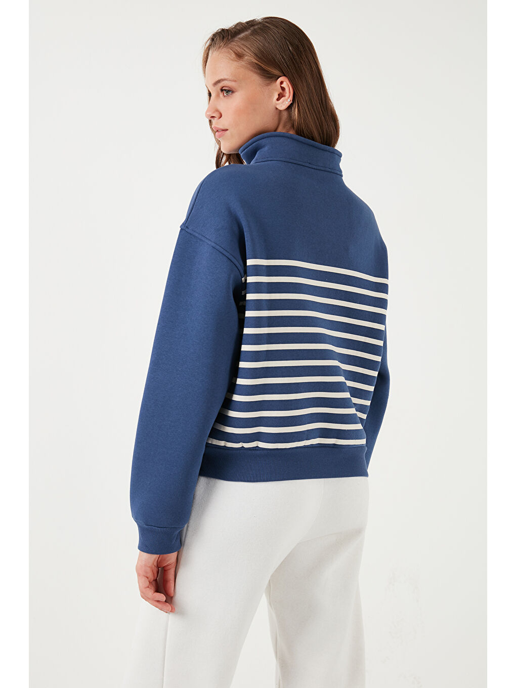 İndigo Streç Oversize Fit Yarım Fermuarlı Dik Yaka Kadın Sweat 5865883-5