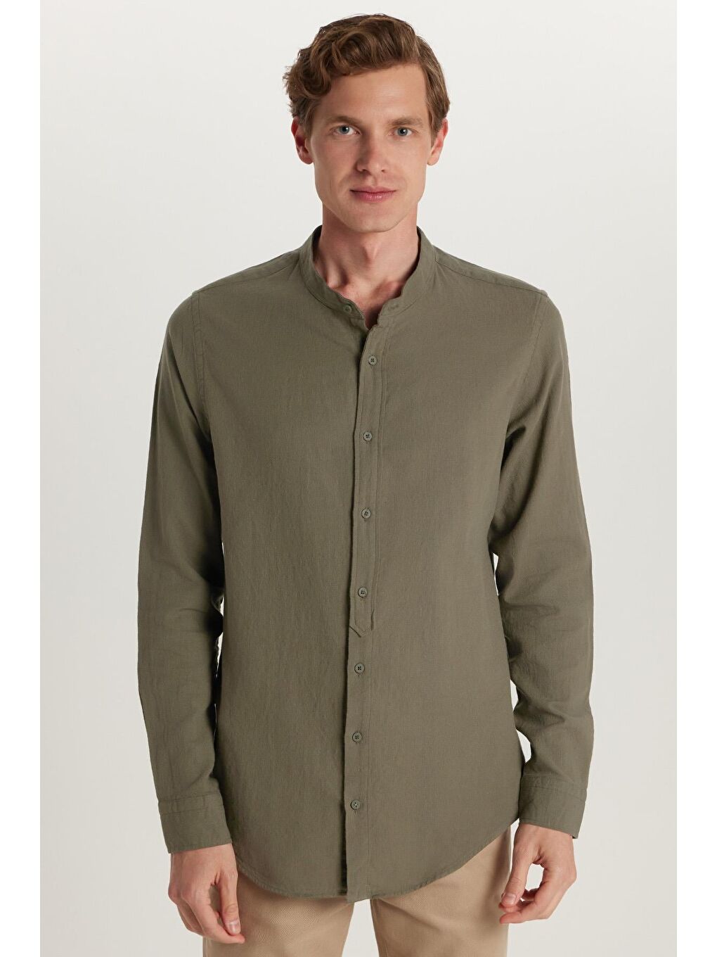 Erkek Slim Fit Dar Kesim Uzun Kollu %100 Pamuk Keten Doku Hakim Yaka Haki Gömlek-3